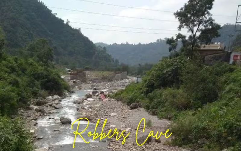 _Sahastradhara water fall in Dehradun