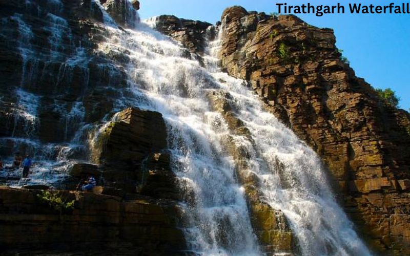 Tirathgarh waterfall chhattisgarh me ghumne ki jagah 